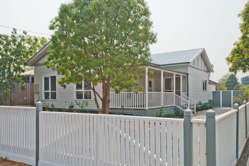 14 Young Street, BACCHUS MARSH Sweeney Estate Agents