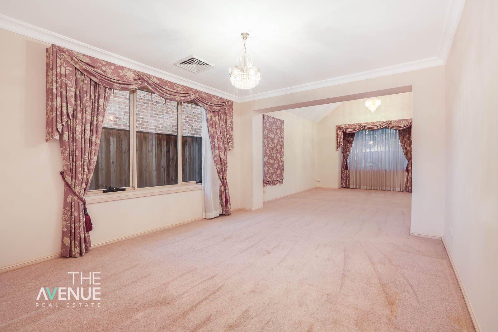 Real Estate For Sale 153 Brampton Drive Beaumont Hills , NSW