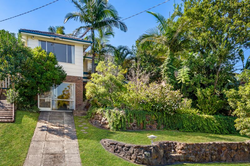 Real Estate For Sale 42 Stanley Avenue Farmborough Heights , NSW