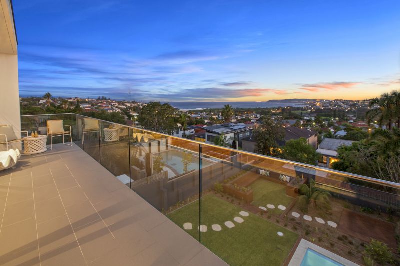 Real Estate For Sale 111 Headland Road North Curl Curl , NSW