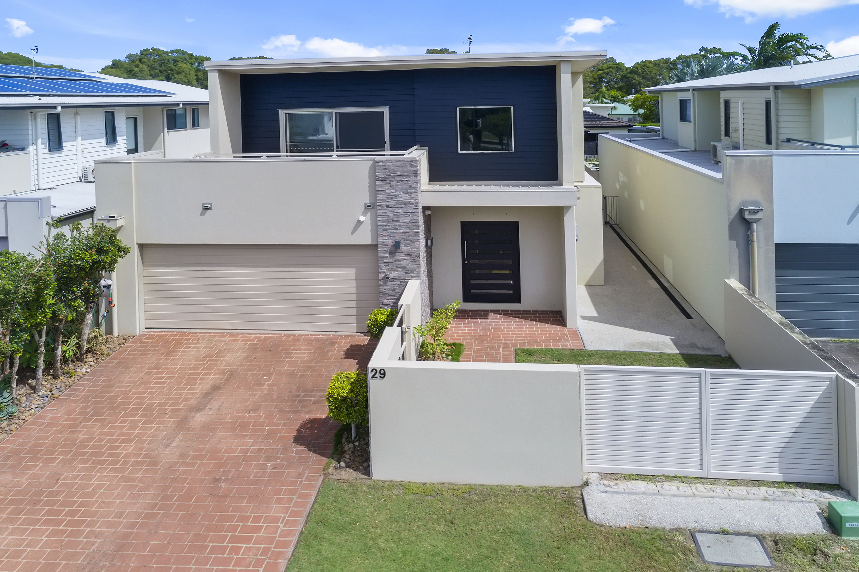 Real Estate For Sale 29 Tarawa Street Kawana Island , QLD