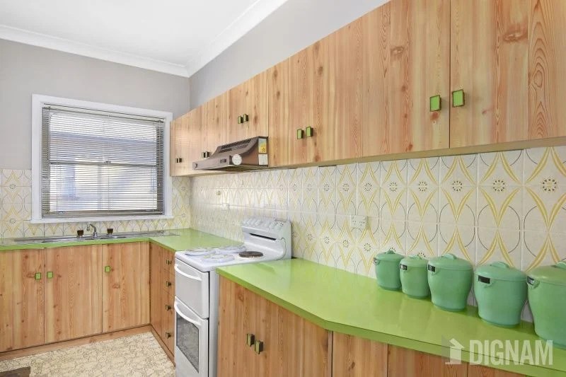 Sold property 810000 for 6 Hicks Street Russell Vale , NSW 2517