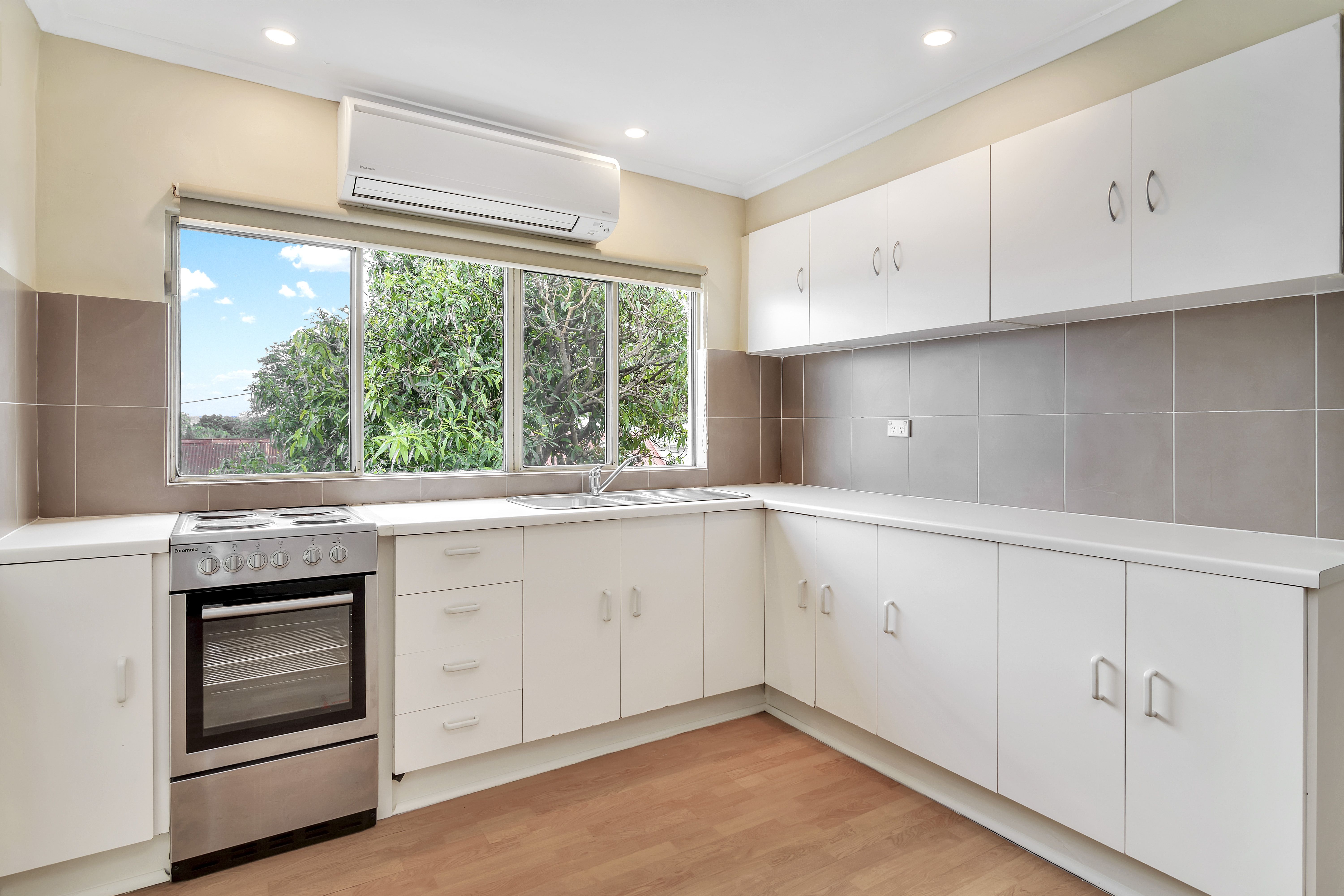 Real Estate For Lease 20 Bank Street North Sydney , NSW