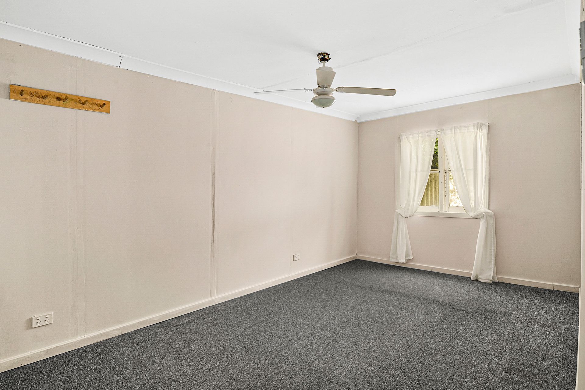 Real Estate For Lease 22 Kiandra Crescent Yerrinbool , NSW