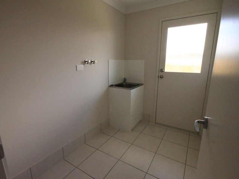 18 Leonie Court, LOGAN VILLAGE Living Property Management