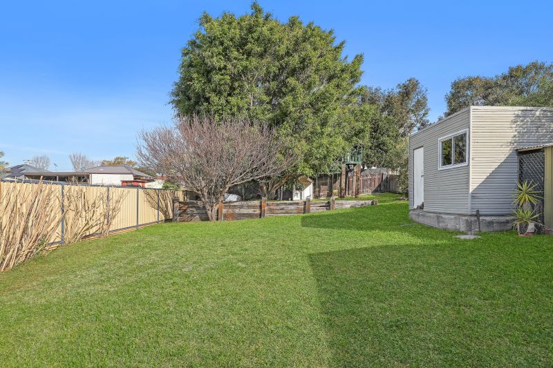 Real Estate For Sale 3 Weekes Street Balgownie , NSW