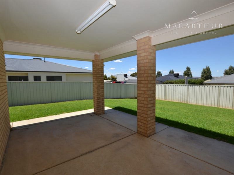 10 Pinnacle Place, ESTELLA Macarthur Real Estate Agency