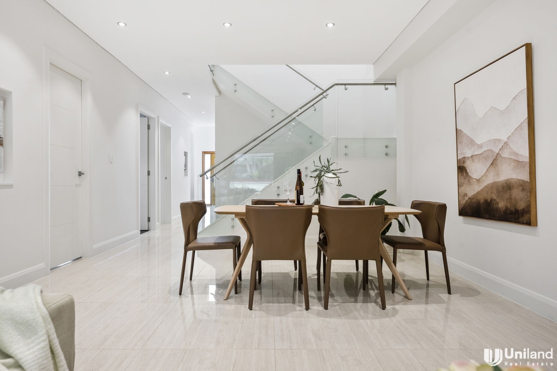 3 Barellan Avenue, Carlingford Uniland Real Estate