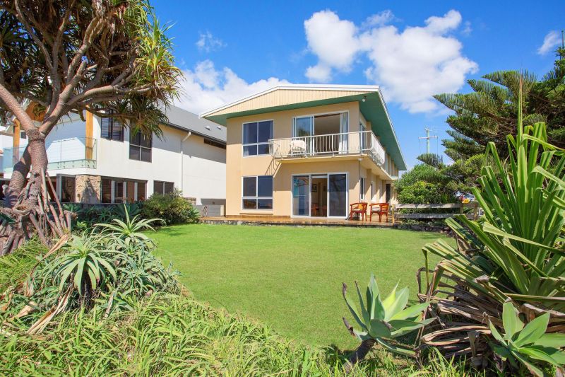 Real Estate For Sale 59 Hedges Avenue Mermaid Beach , QLD