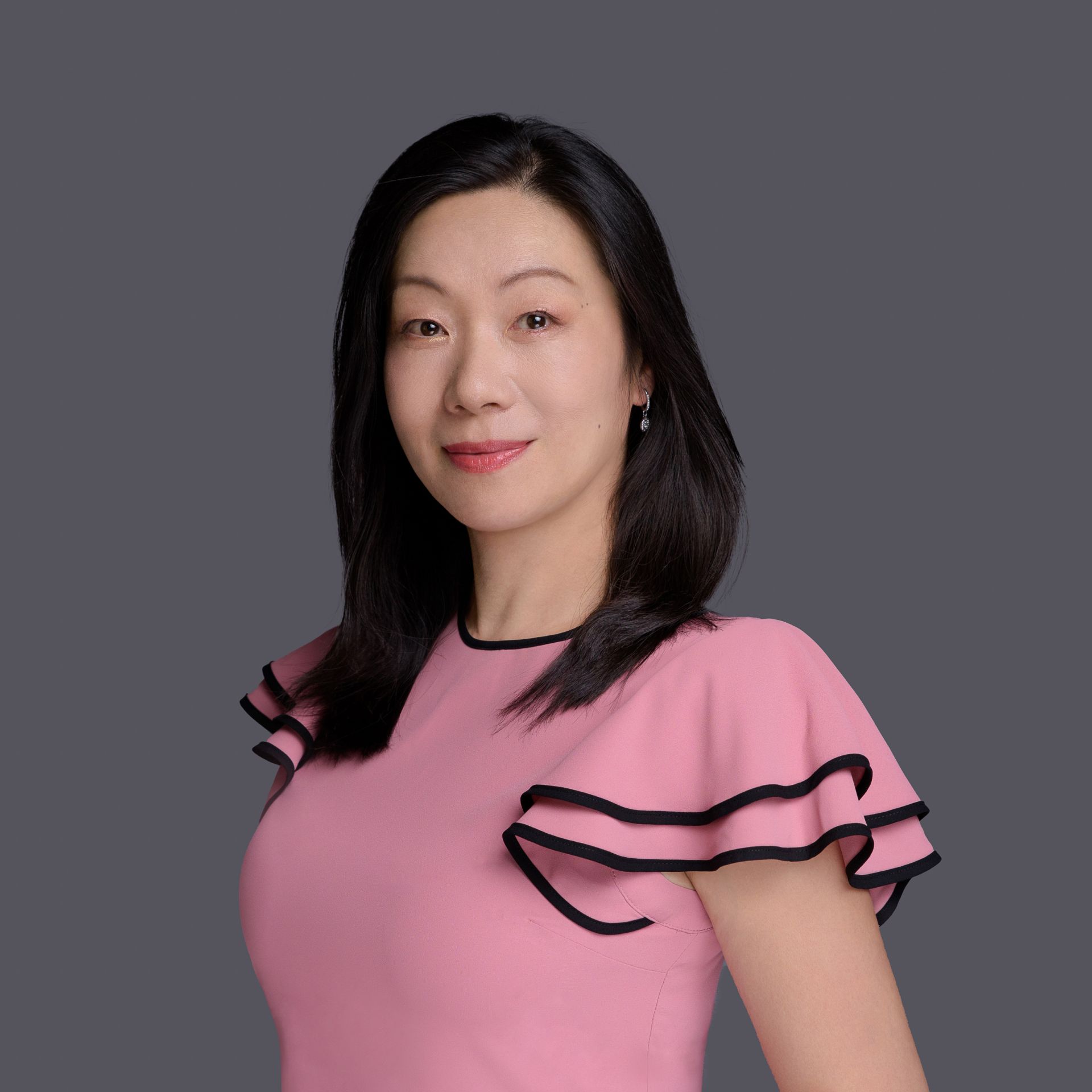 Julie Zhang Uniland Real Estate