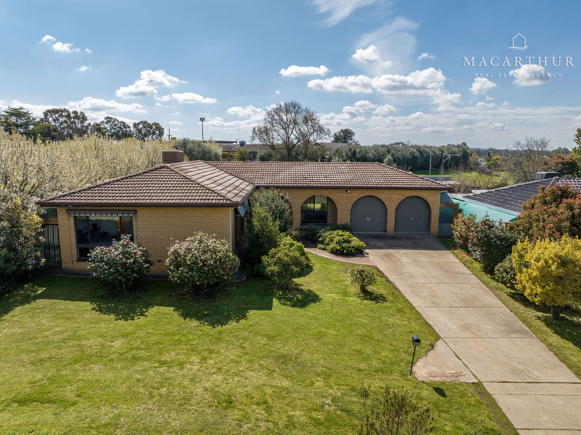 17 Morshead Street, Ashmont Macarthur Real Estate Agency