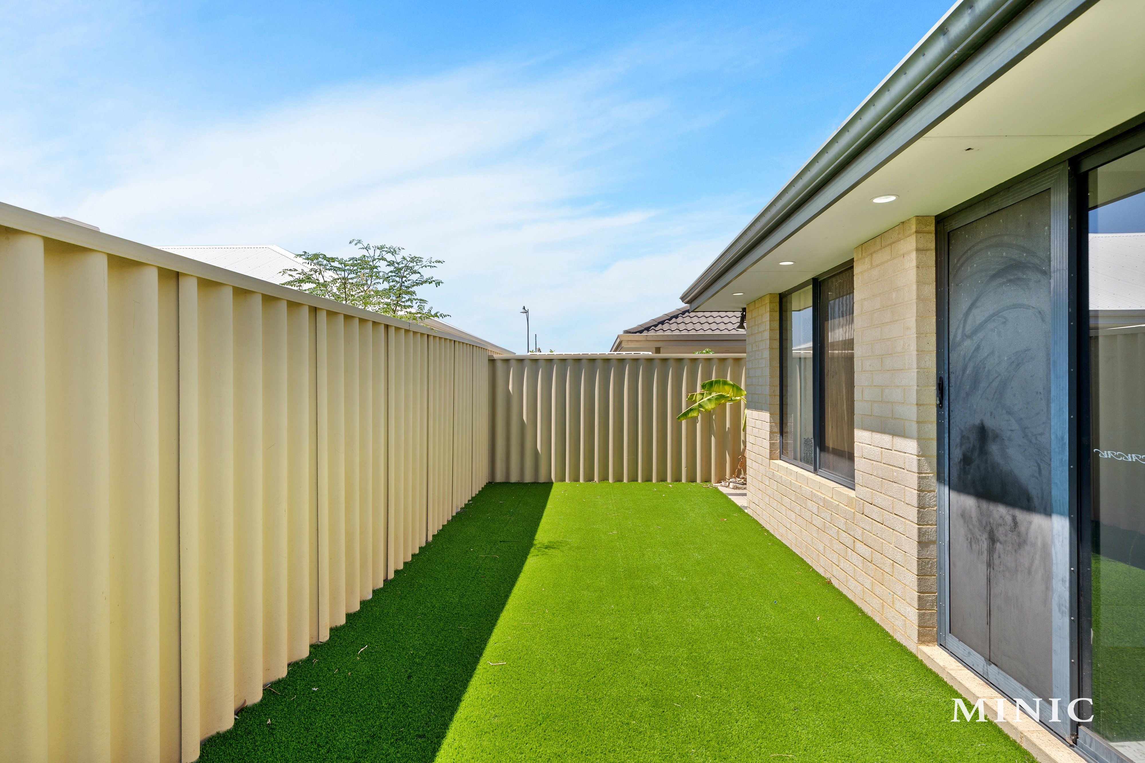 Real Estate For Sale 34 Goldfinch Bend Harrisdale , WA