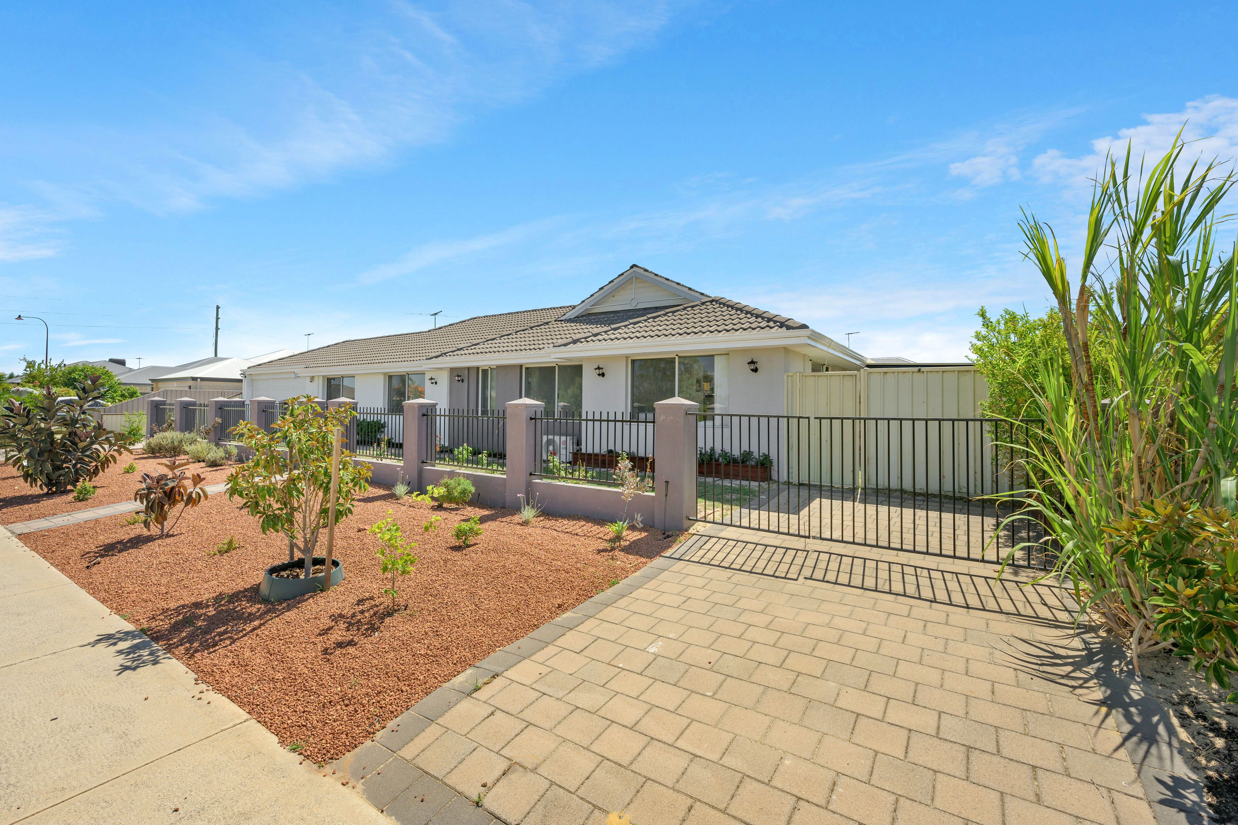 Real Estate For Sale 159 Boardman Road Canning Vale , WA
