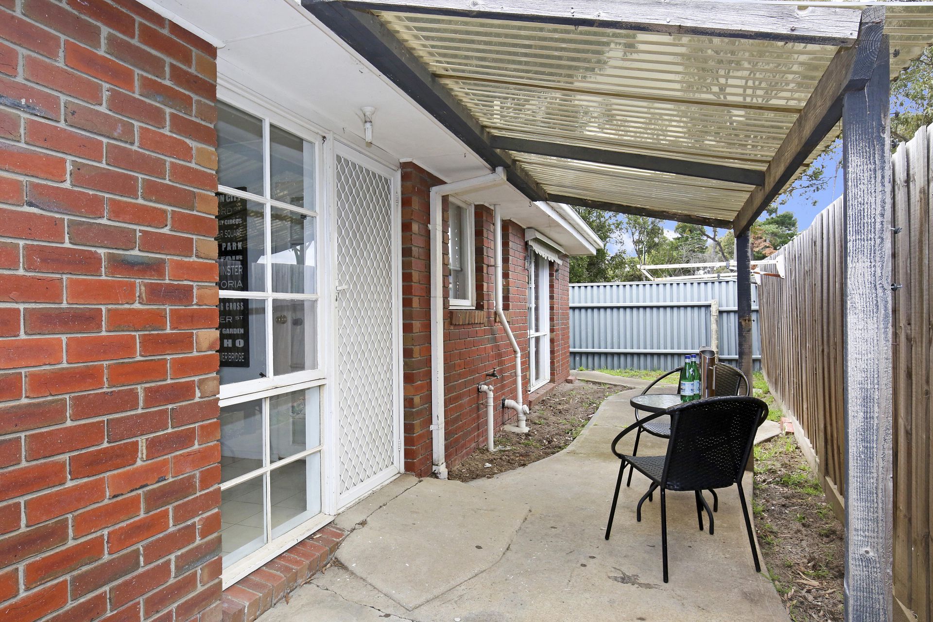 Real Estate For Lease 2/1 Sandown Close Mill Park , VIC