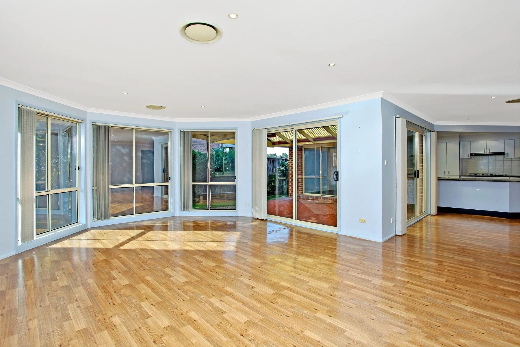 Real Estate For Lease 8 Rooke Court Kellyville , NSW