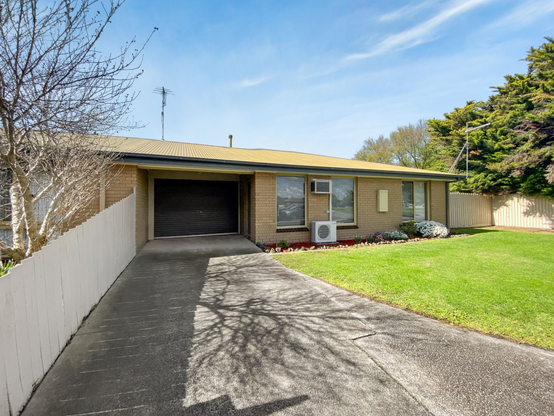 2/2 Witton Street, Longwarry OBrien Real Estate