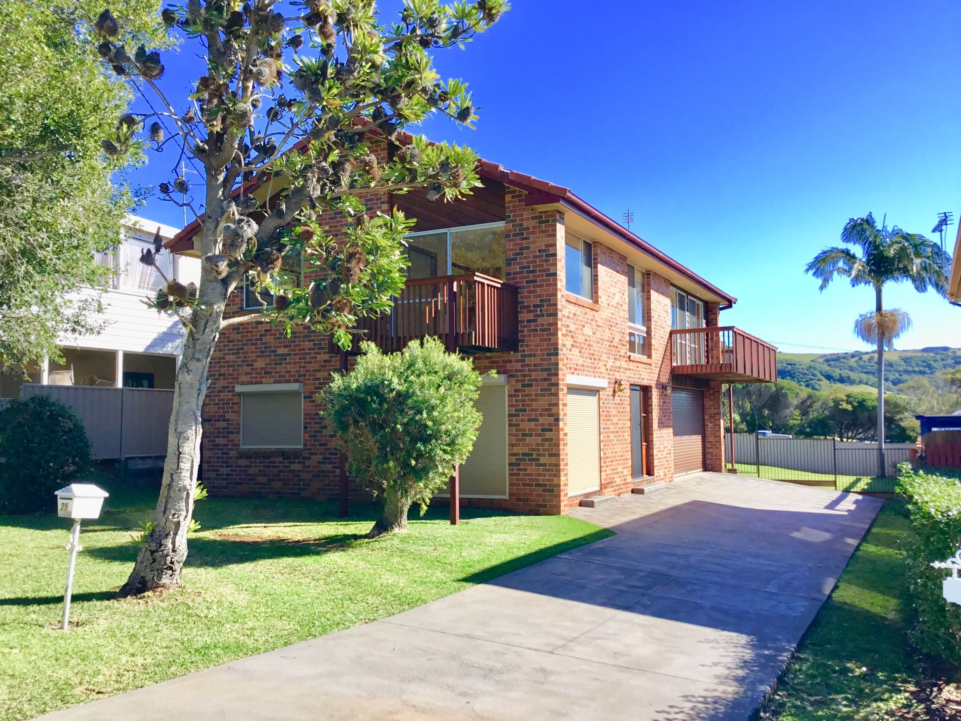 25 Attunga Avenue, Kiama Heights First National Coast & Country Real Estate