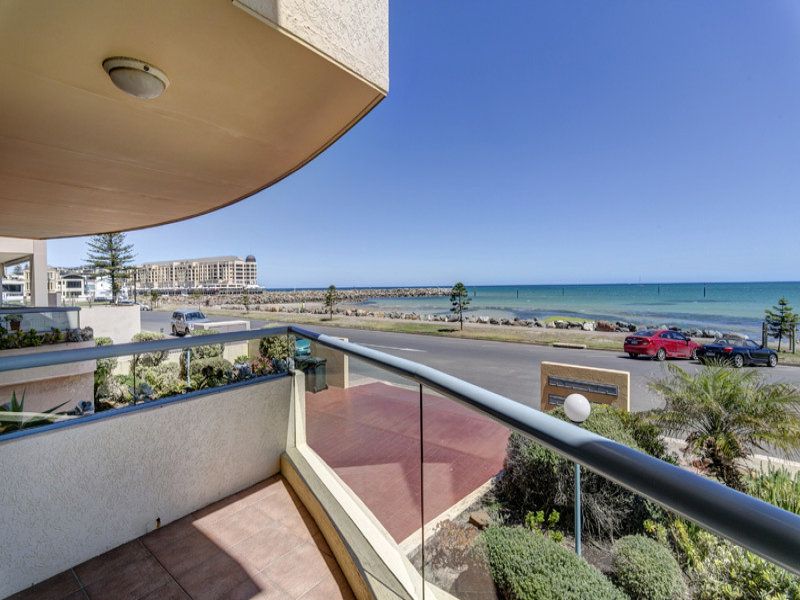 1/10 North Esplanade, Glenelg North Taplin Real Estate