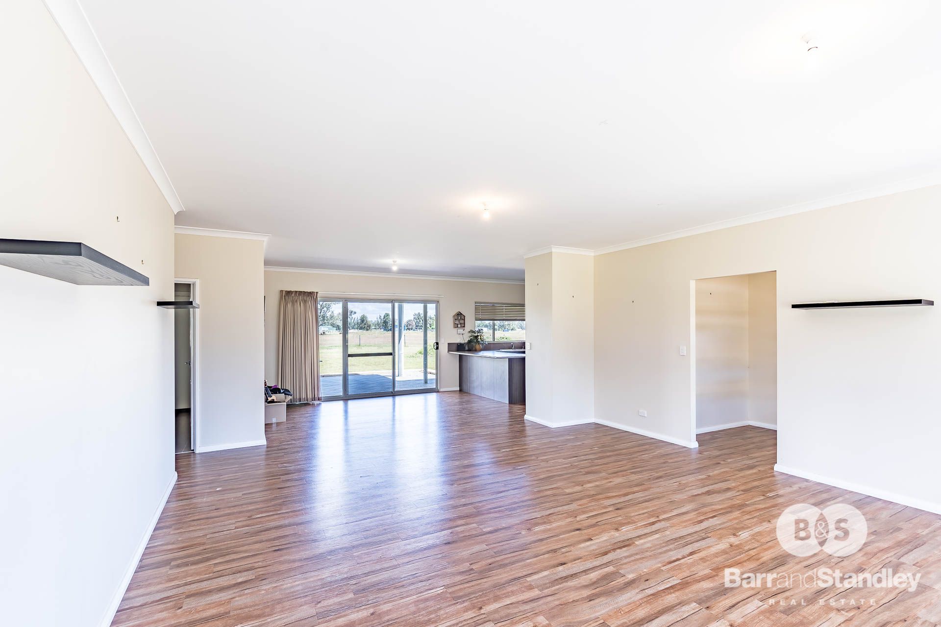 103 Huxley Road Cookernup , WA