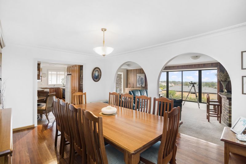 Real Estate For Sale 15 Girvan Crescent Corrimal , NSW