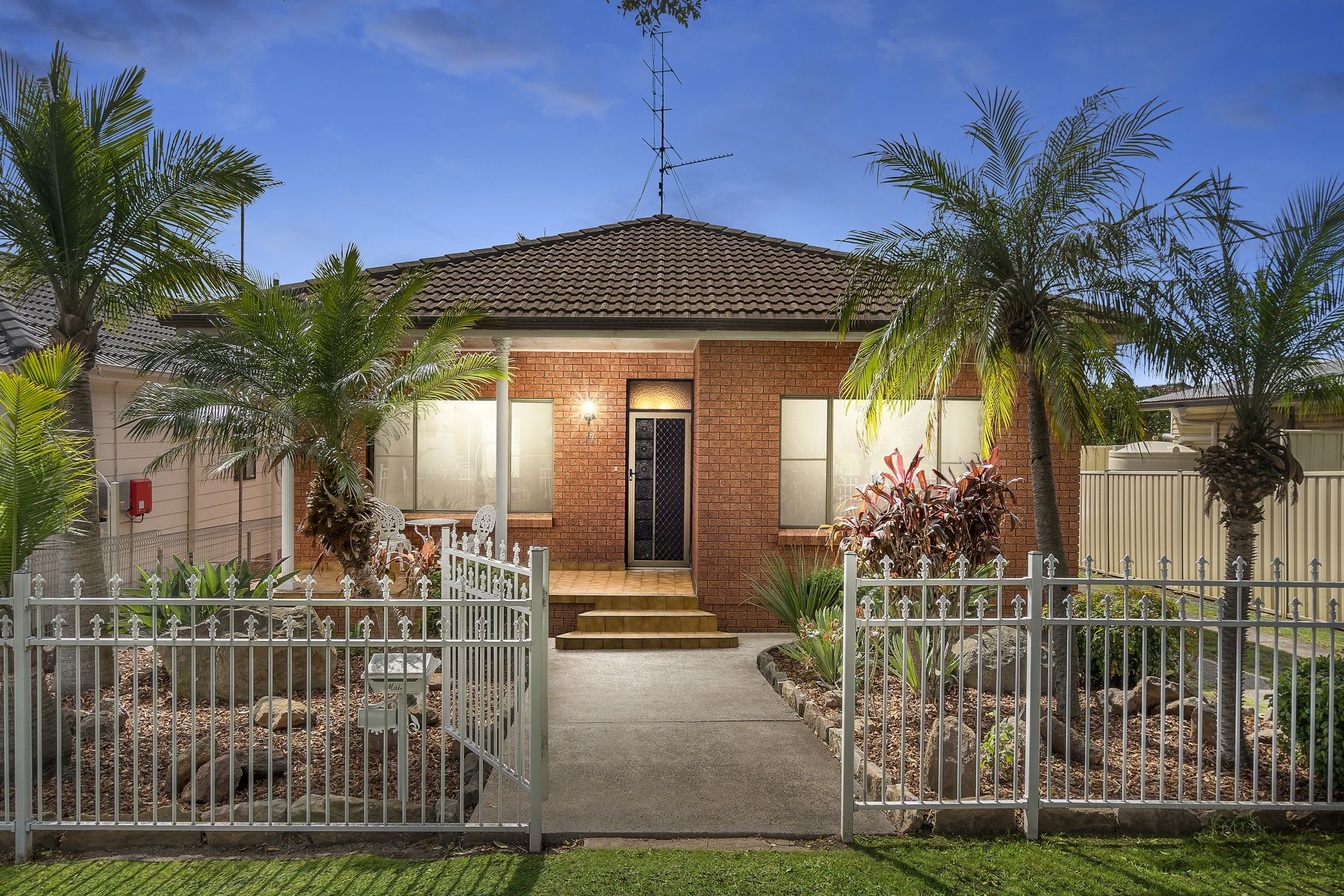 Real Estate For Sale 17 Hansen Street Corrimal , NSW