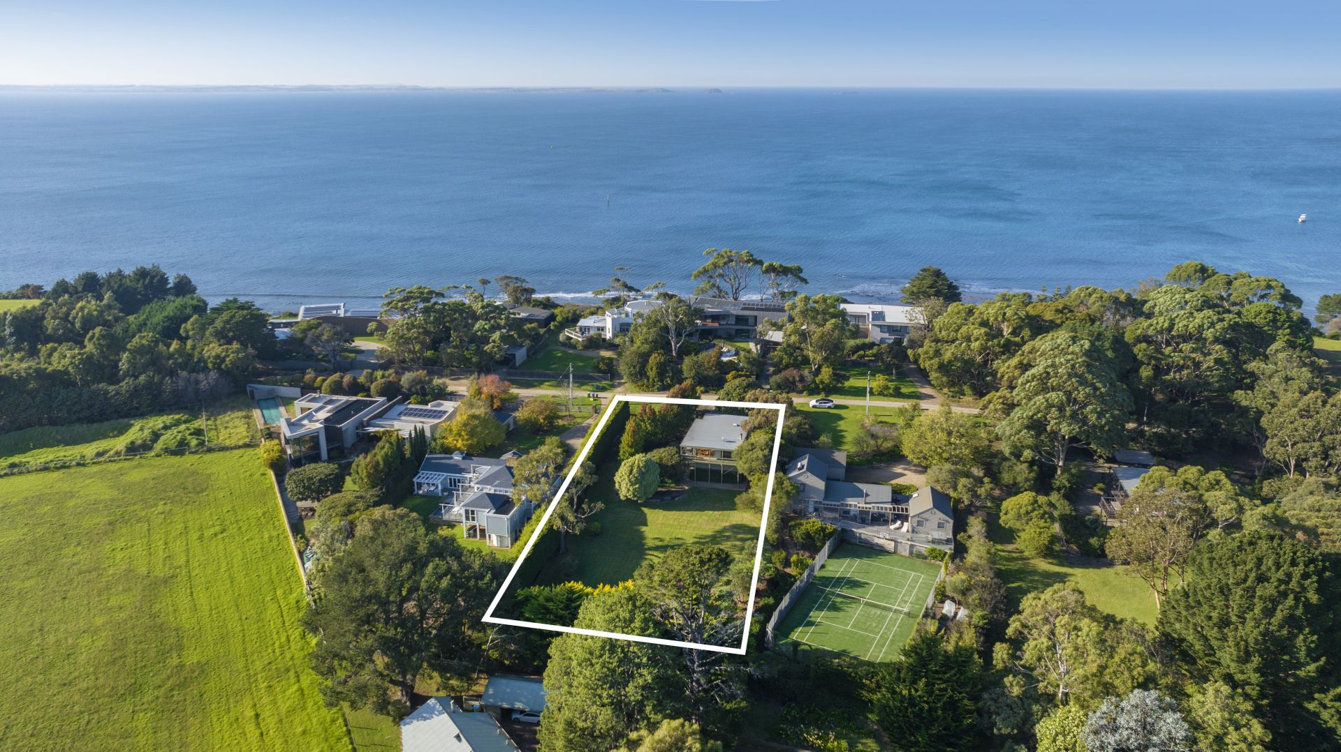 Kay & Burton 6 Bluff Avenue, Flinders