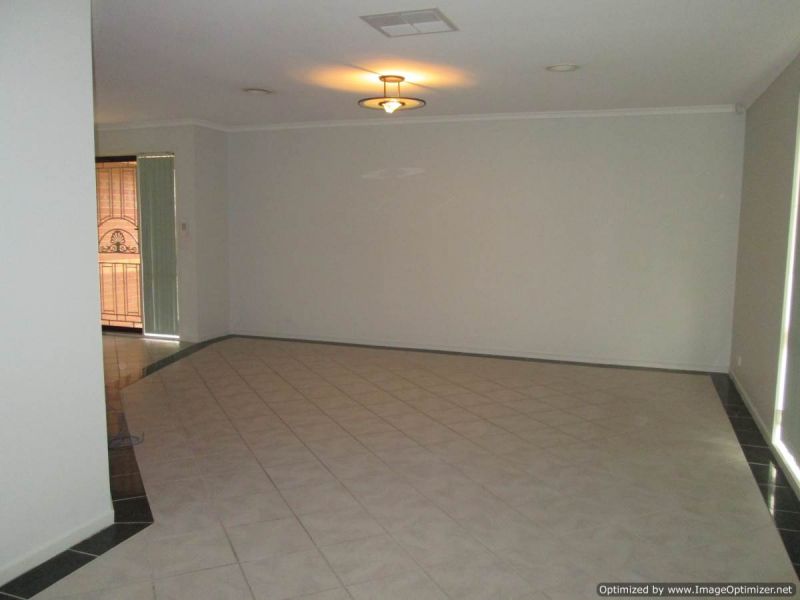 19 MacNeil Drive, ALTONA MEADOWS Sweeney Estate Agents