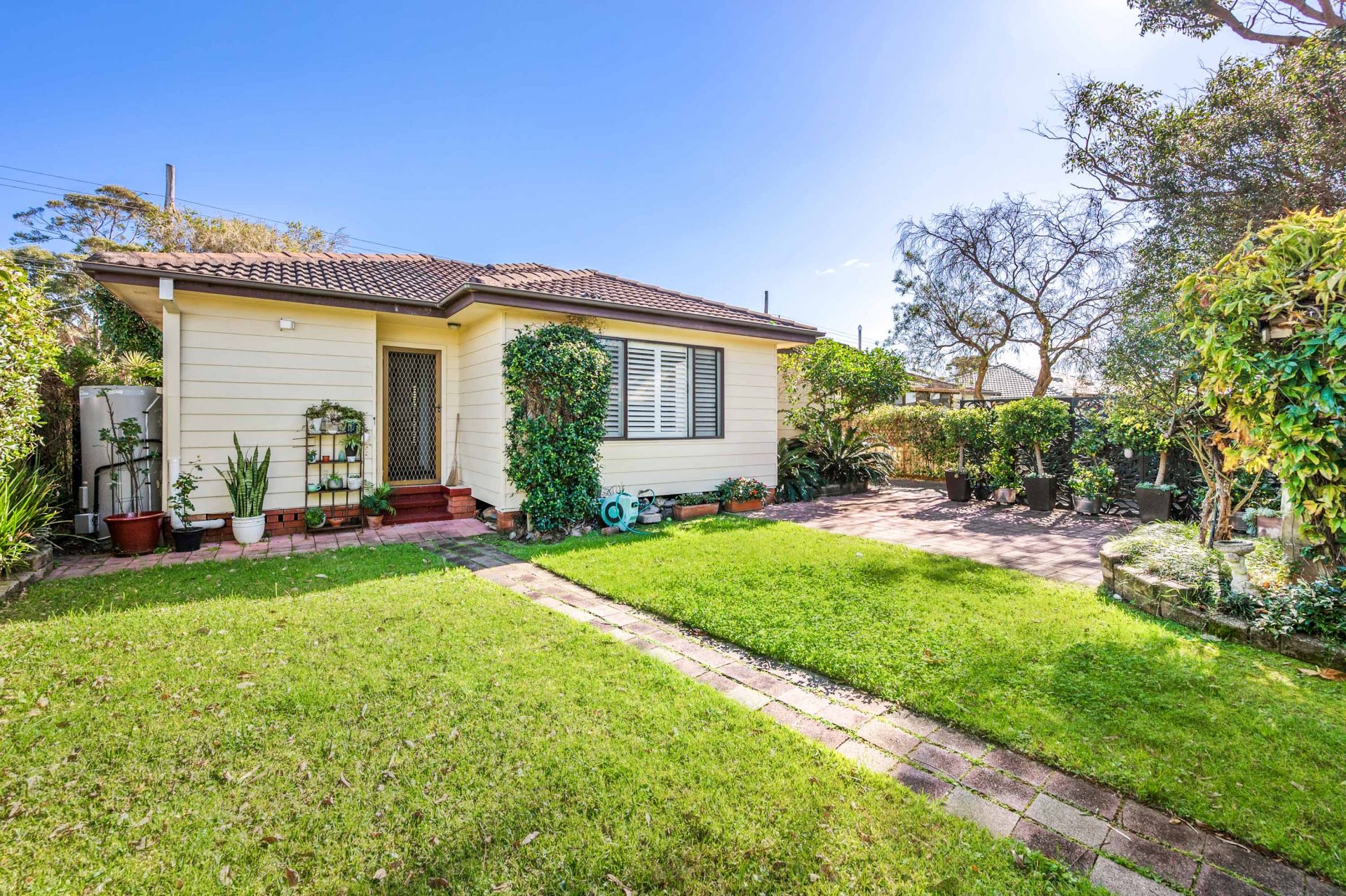 105 Park Avenue, Caves Beach 3Realty Lake Macquarie