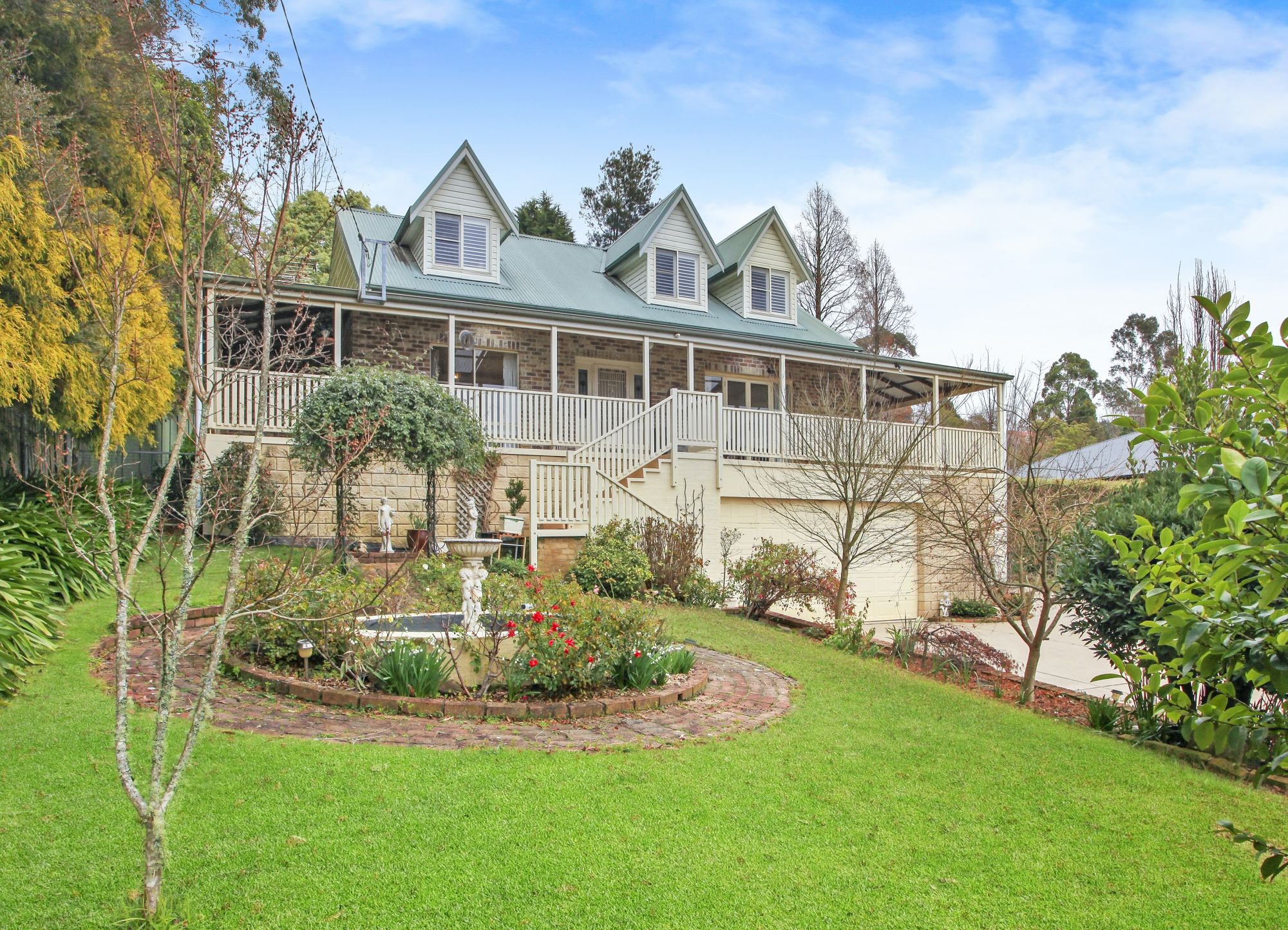 Real Estate For Sale 29 Taylor Avenue Wentworth Falls , NSW