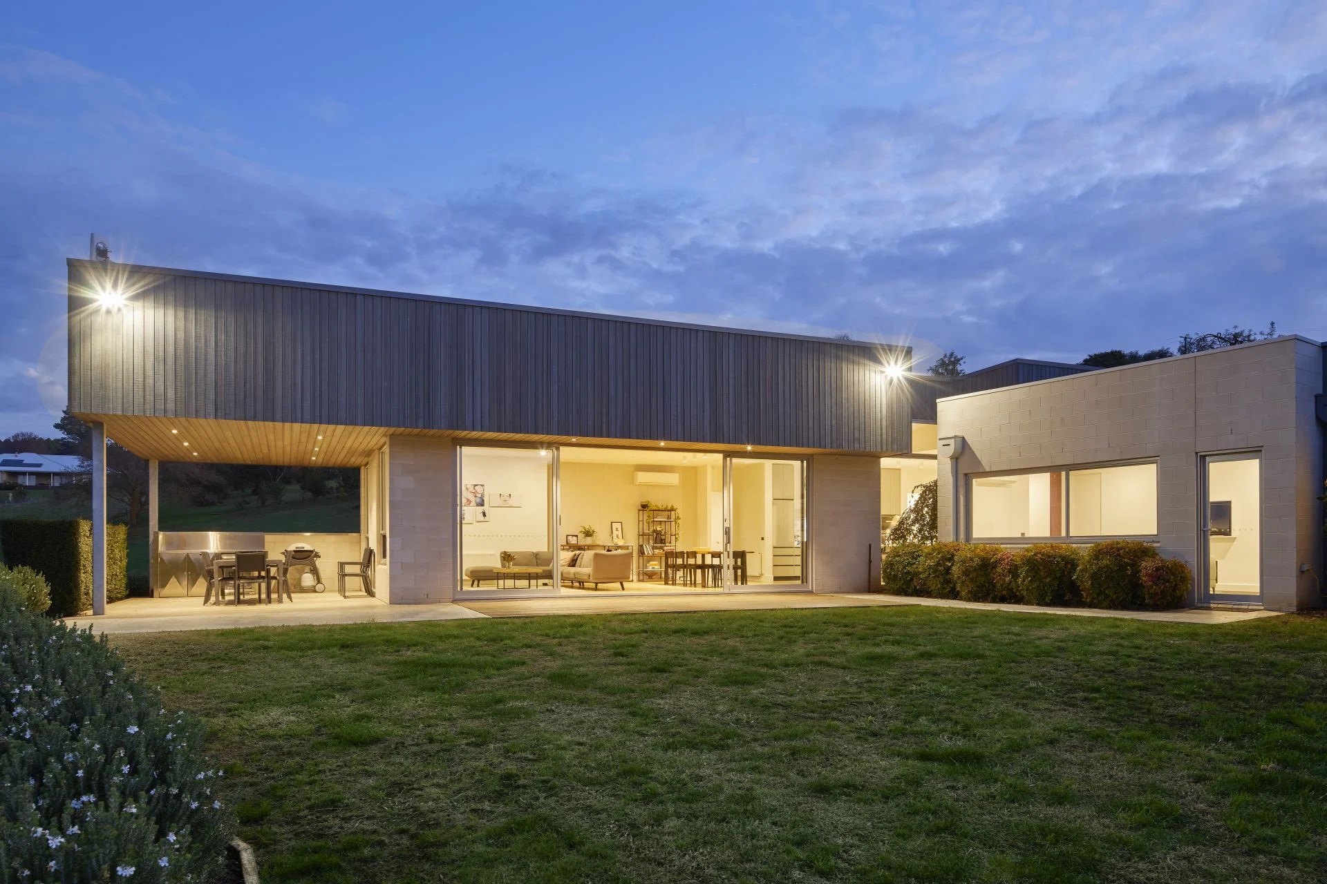 14 Lillico Road, Warragul OBrien Real Estate