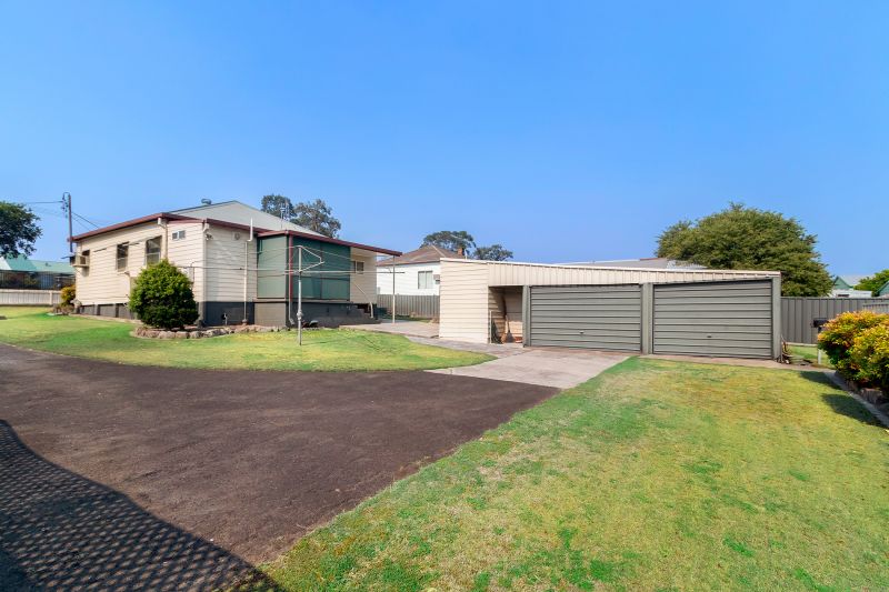 Real Estate For Sale 28 Fifth Street Weston , NSW