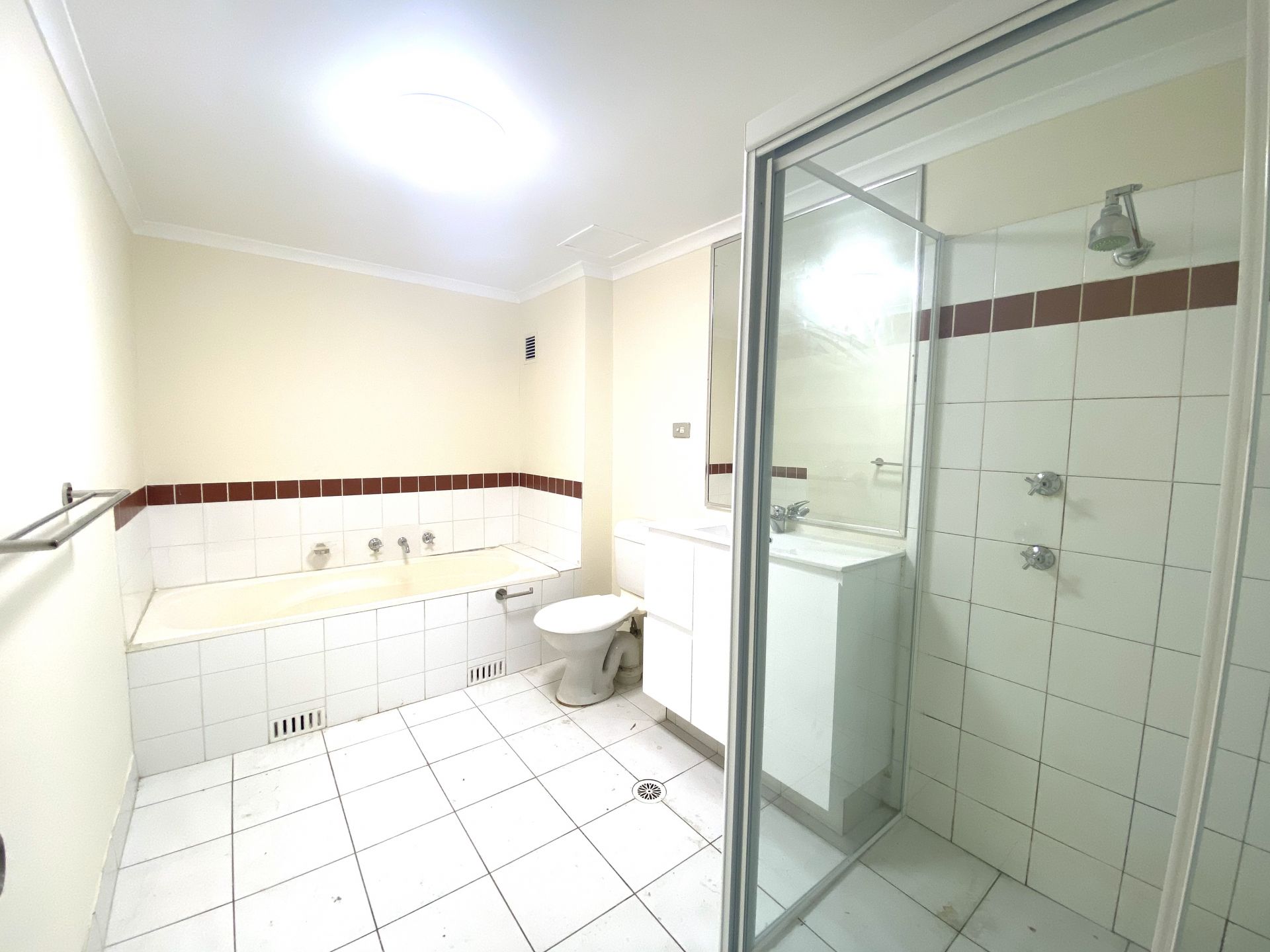 Real Estate For Lease 101/4 River Park Drive Liverpool , NSW