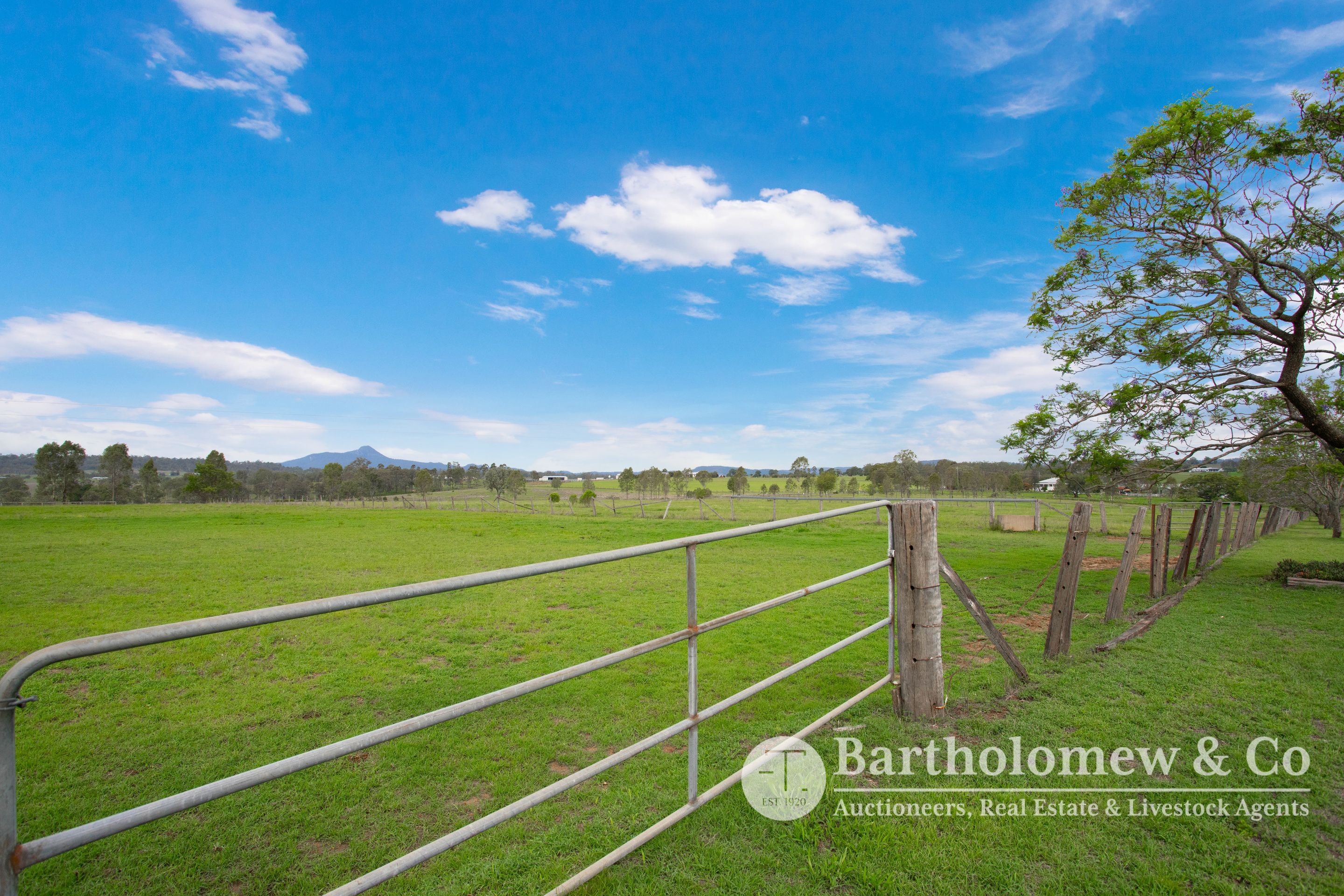 Real Estate For Sale 16 Milora Lane Milora , QLD