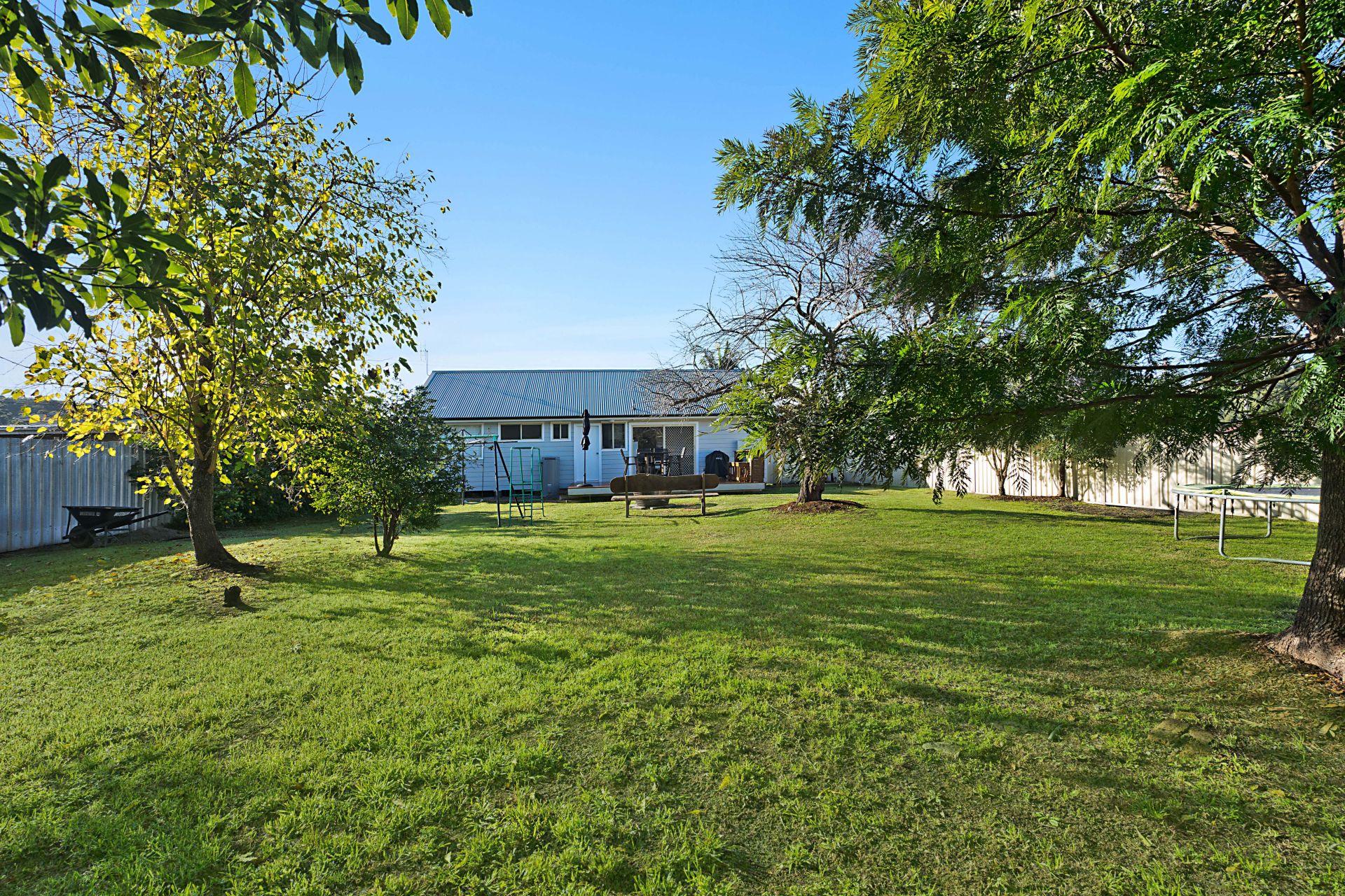 46 Appletree Road, Holmesville McKiernan Real Estate