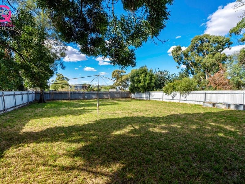 5 Clarke Street, TEMORA QPL Rural