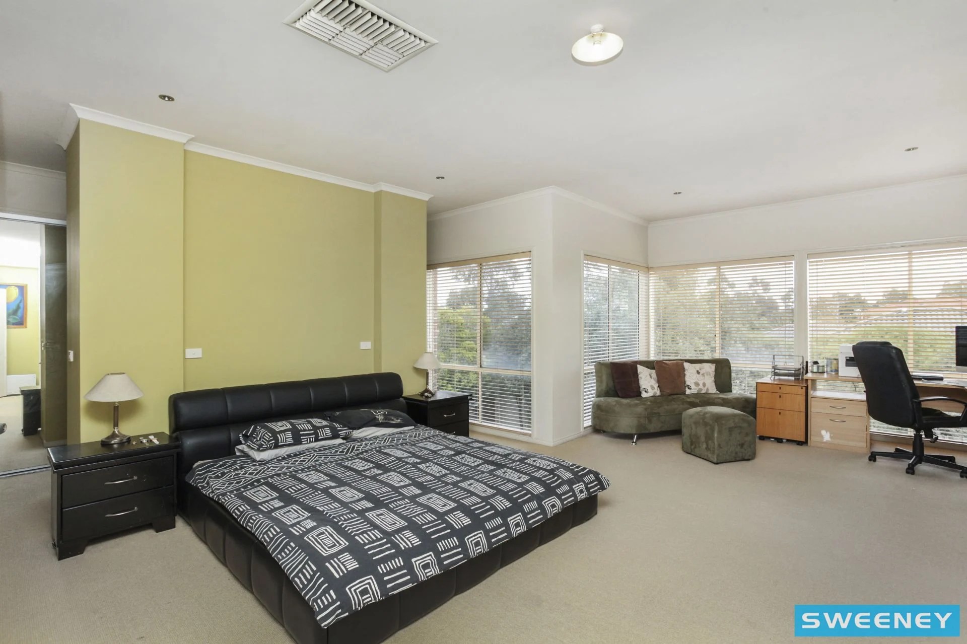 16 Herrington Turn, Caroline Springs Sweeney Estate Agents
