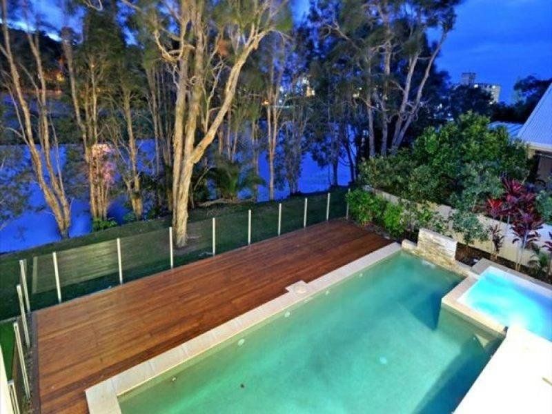 Real Estate For Sale 5 Admiralty Drive Alexandra Headland , QLD