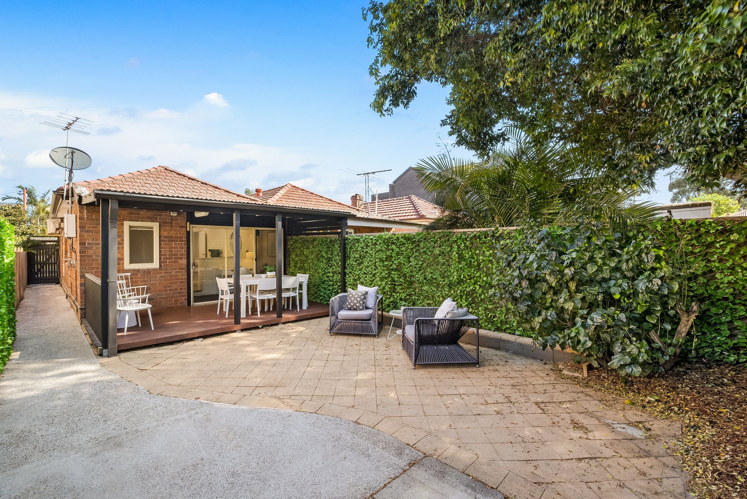 Real Estate For Sale 20a Universal Street Eastlakes , NSW