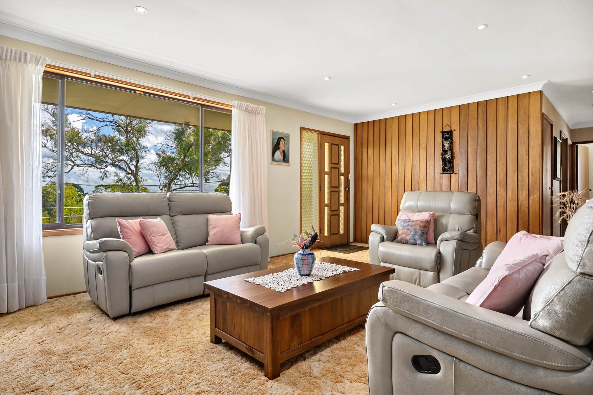 Real Estate For Sale 12 Atherton Road Engadine , NSW