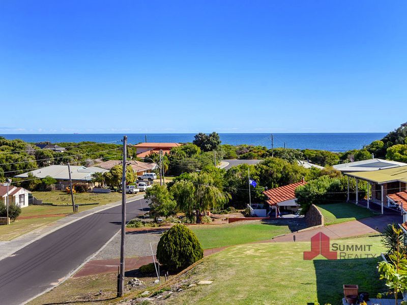 Real Estate For Sale 12 Carleen Avenue Binningup , WA