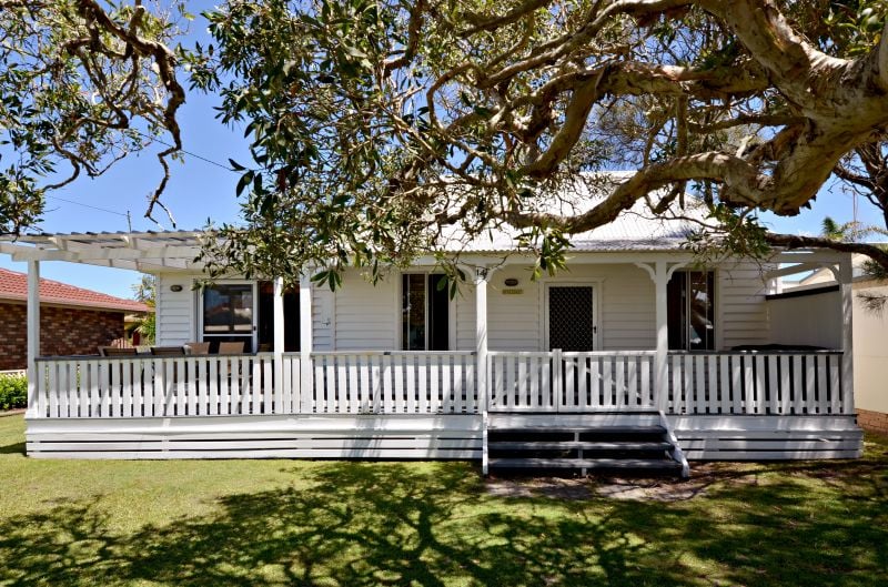 Real Estate For Sale 14 Ford Street Red Rock , NSW