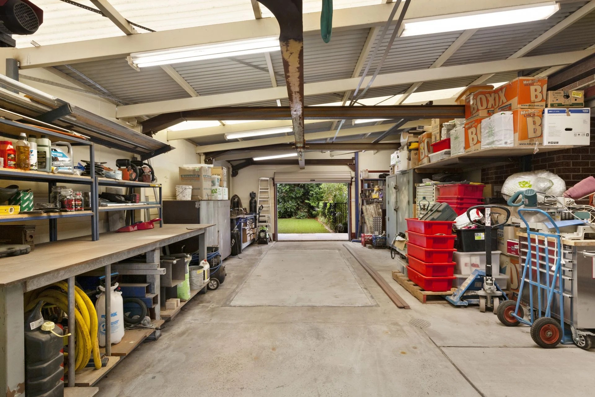 Real Estate For Sale 7 Bovard Court Horsley , NSW