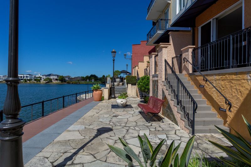 Real Estate For Sale 61/3030 The Boulevard Carrara , QLD