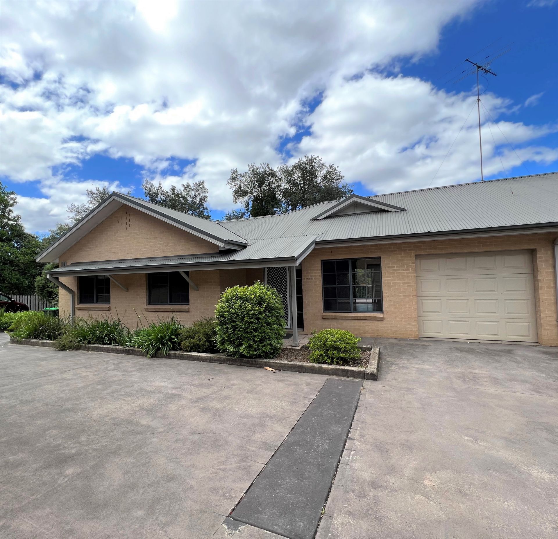 235 Great Western Highway, Springwood Chapman Real Estate