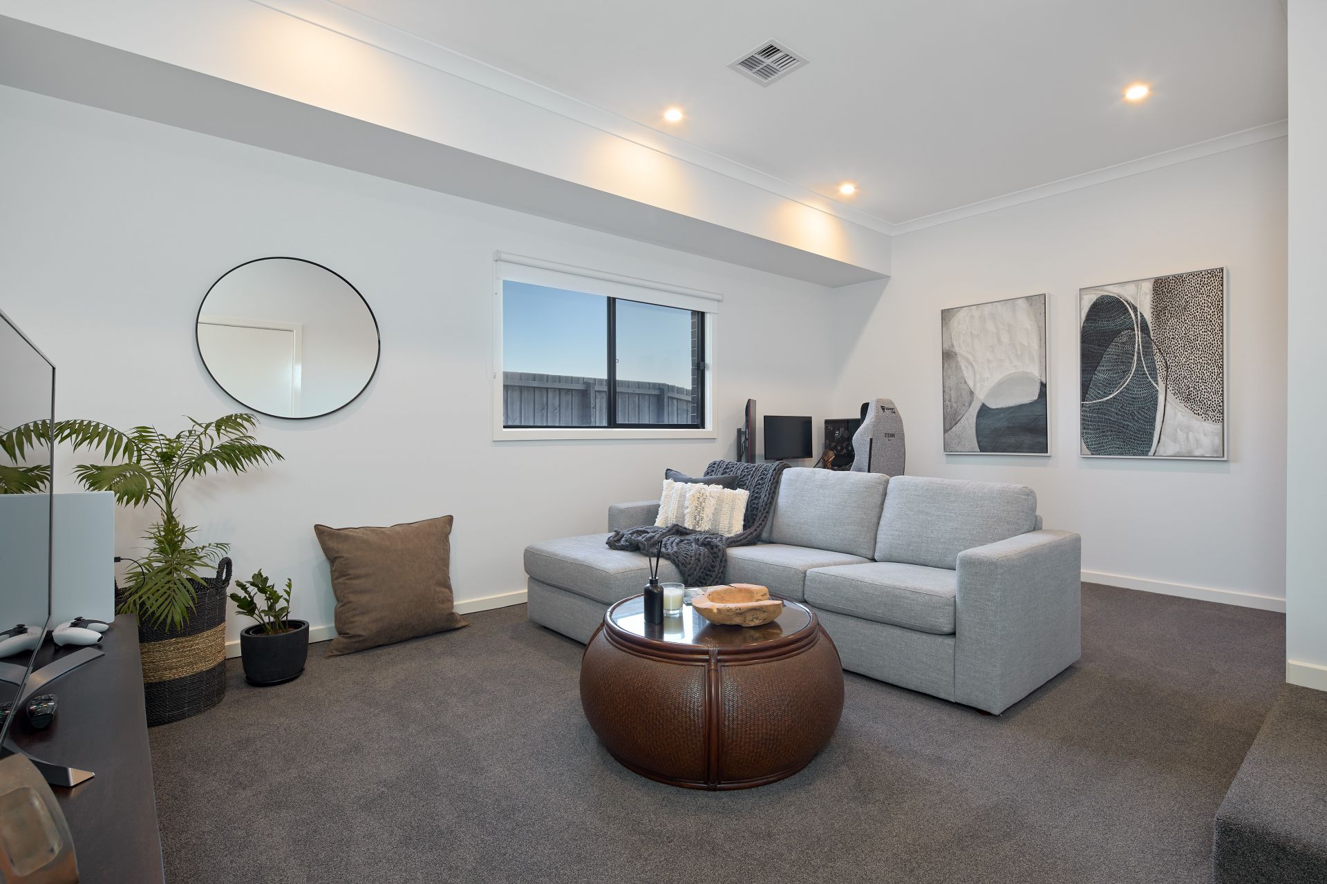 2 Bladen Street, Warragul OBrien Real Estate