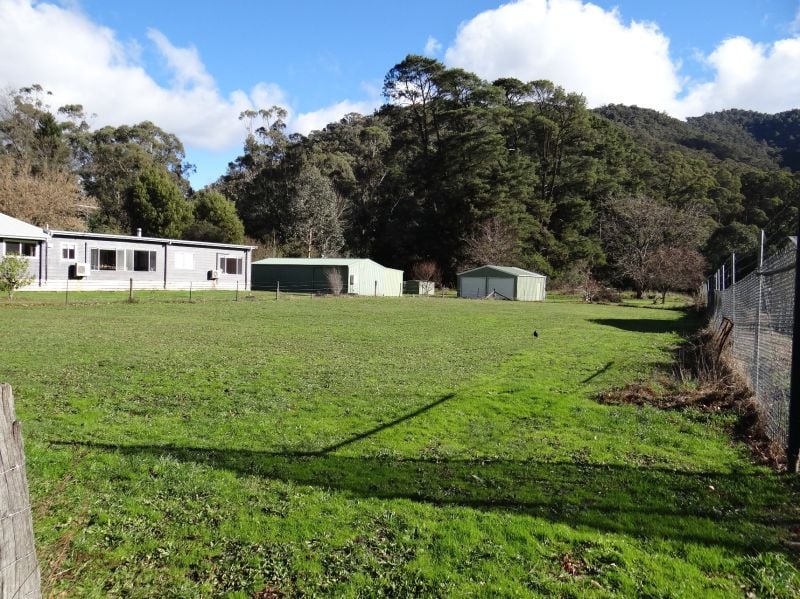 158 Great Alpine Road, Harrietville Dickens Real Estate