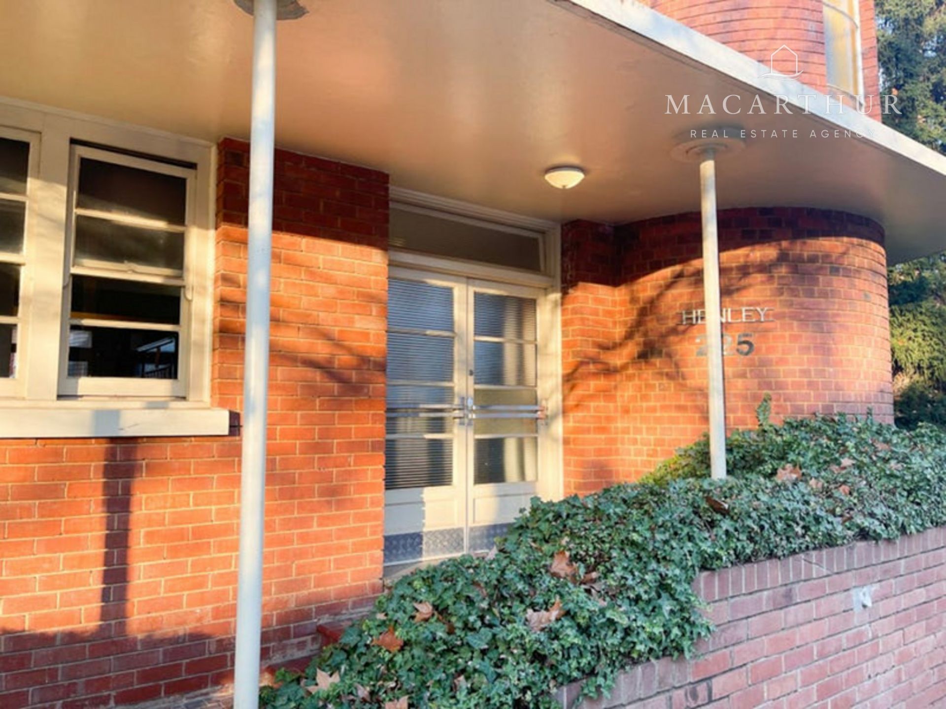 8/225 Tarcutta Street, Wagga Wagga Macarthur Real Estate Agency