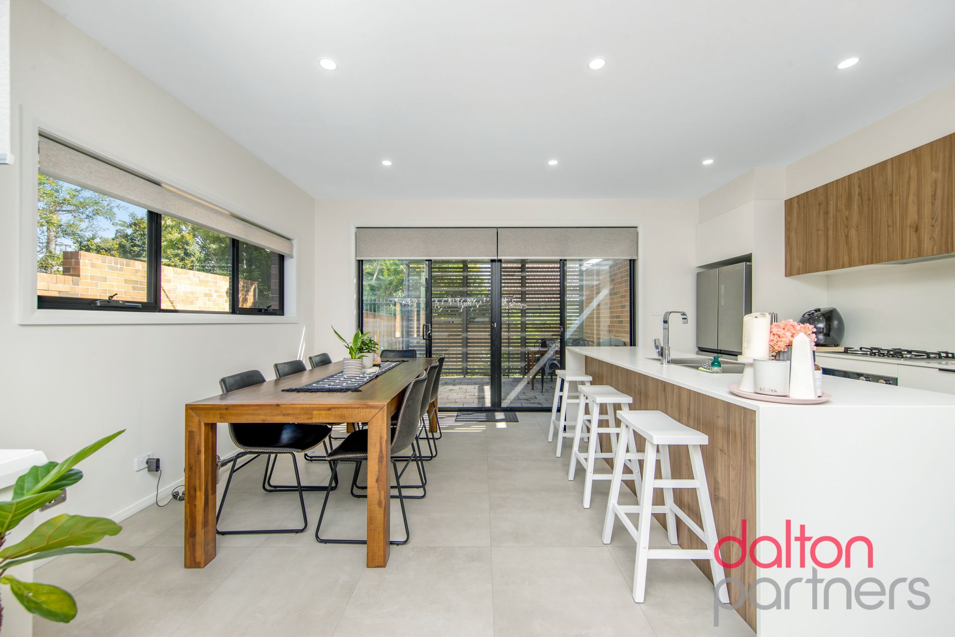 1/176 Park Avenue, Kotara Dalton Partners The Junction