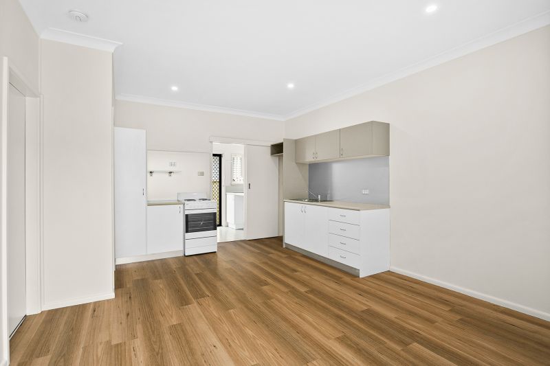 Real Estate For Lease 2/162 Pur Pur Avenue Lake Illawarra , NSW