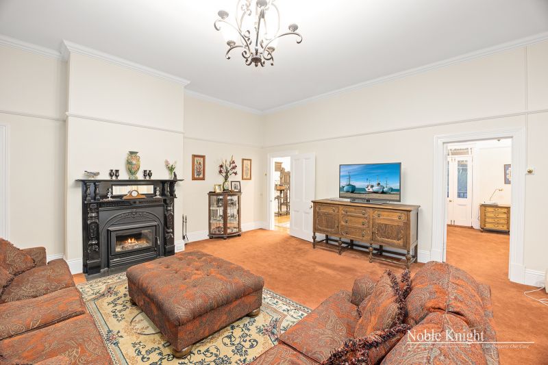 111115 High Street, Yea Noble Knight